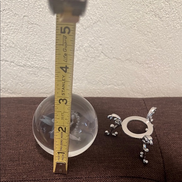 #1101+Tinker-bell Snow Glass Sphere with Fairy Figurine - Picture 4 of 7